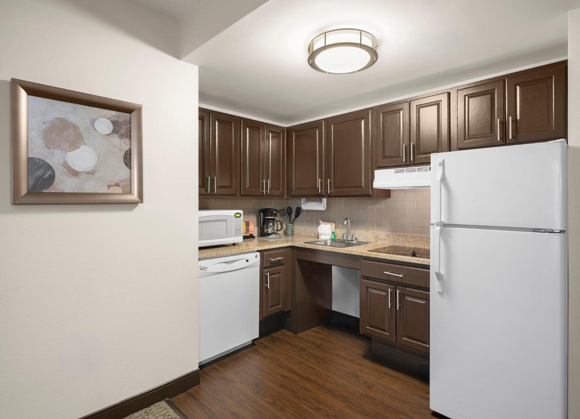 Staybridge Suites Indianapolis-Airport By Ihg Plainfield Bagian luar foto