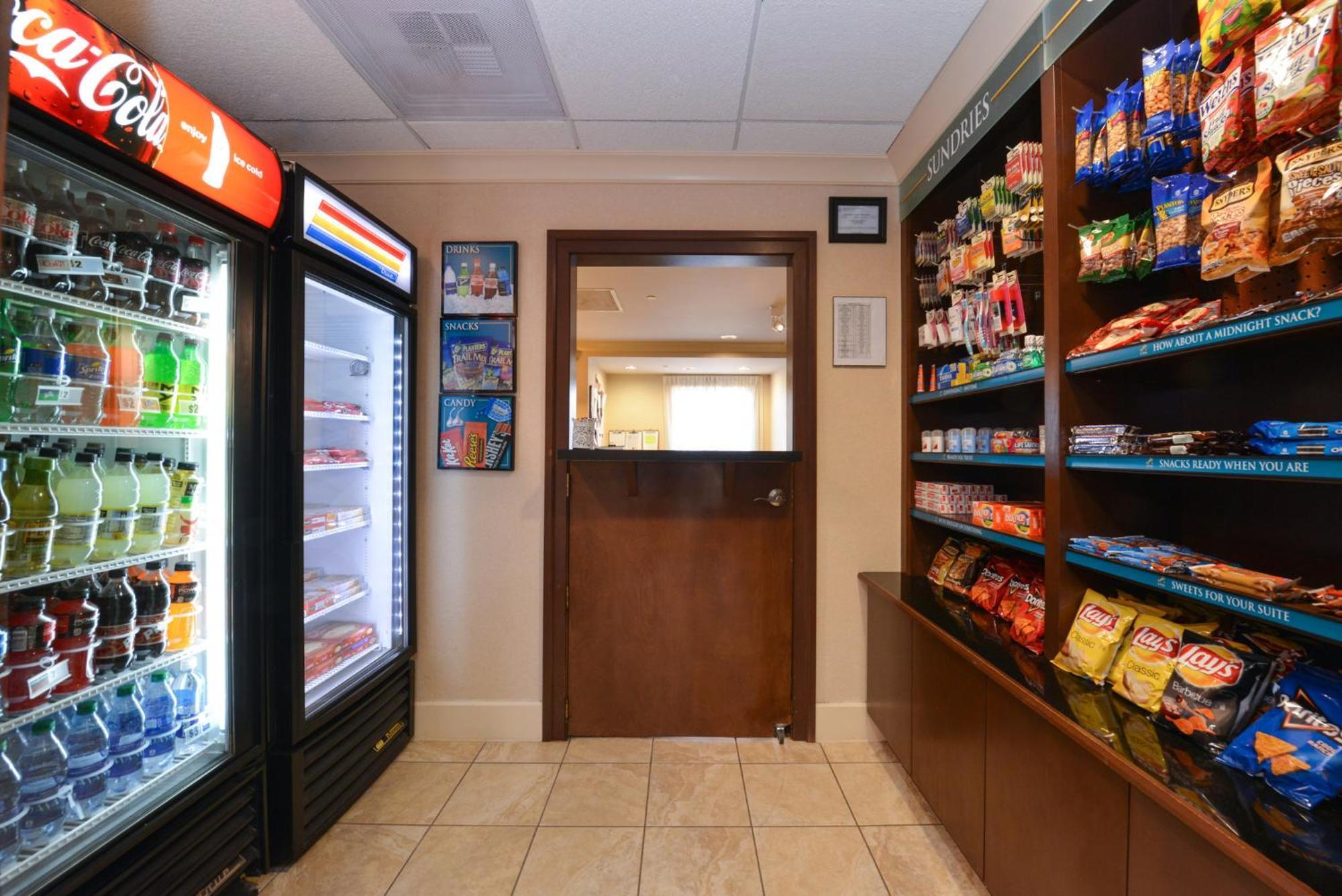 Staybridge Suites Indianapolis-Airport By Ihg Plainfield Bagian luar foto