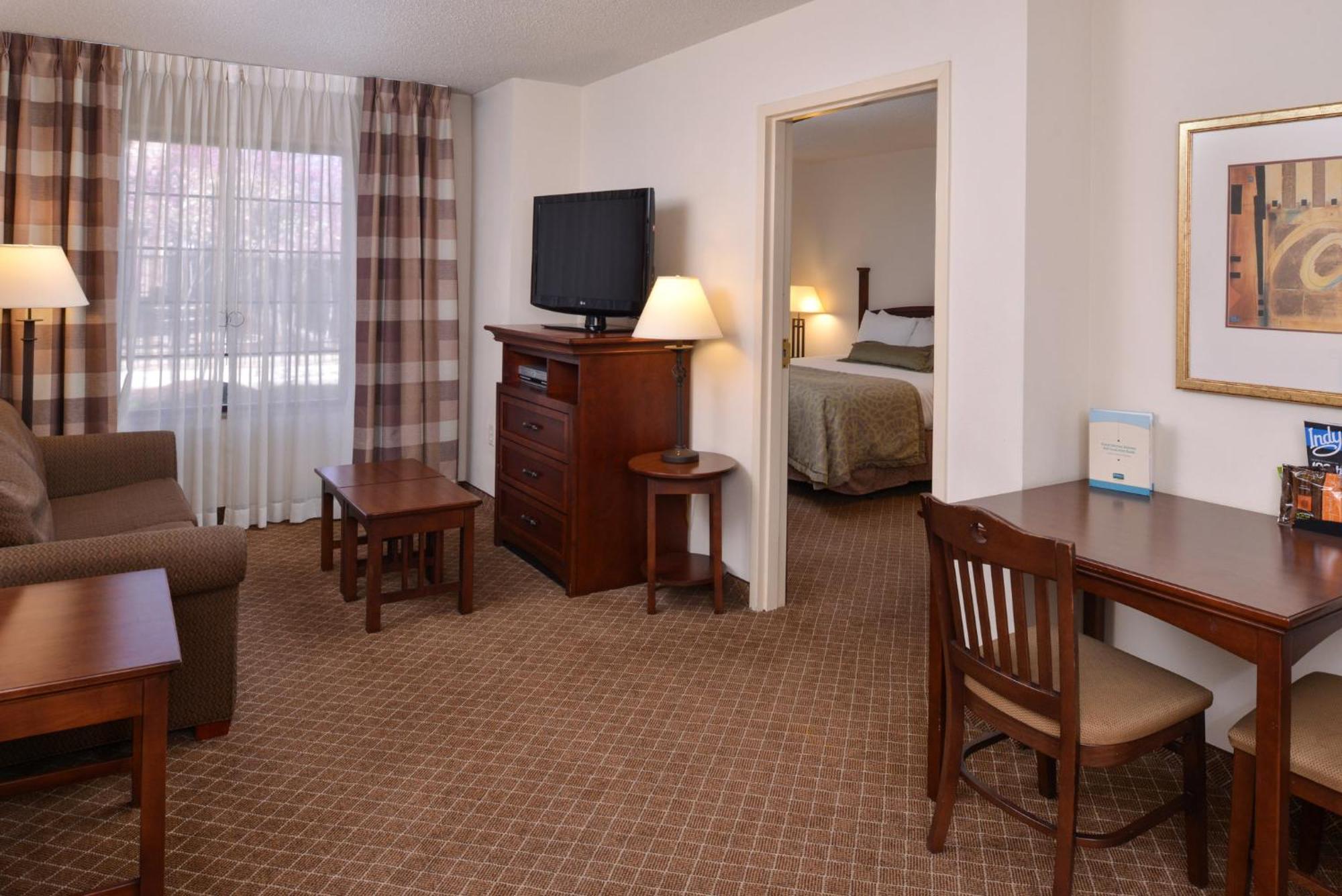 Staybridge Suites Indianapolis-Airport By Ihg Plainfield Bagian luar foto