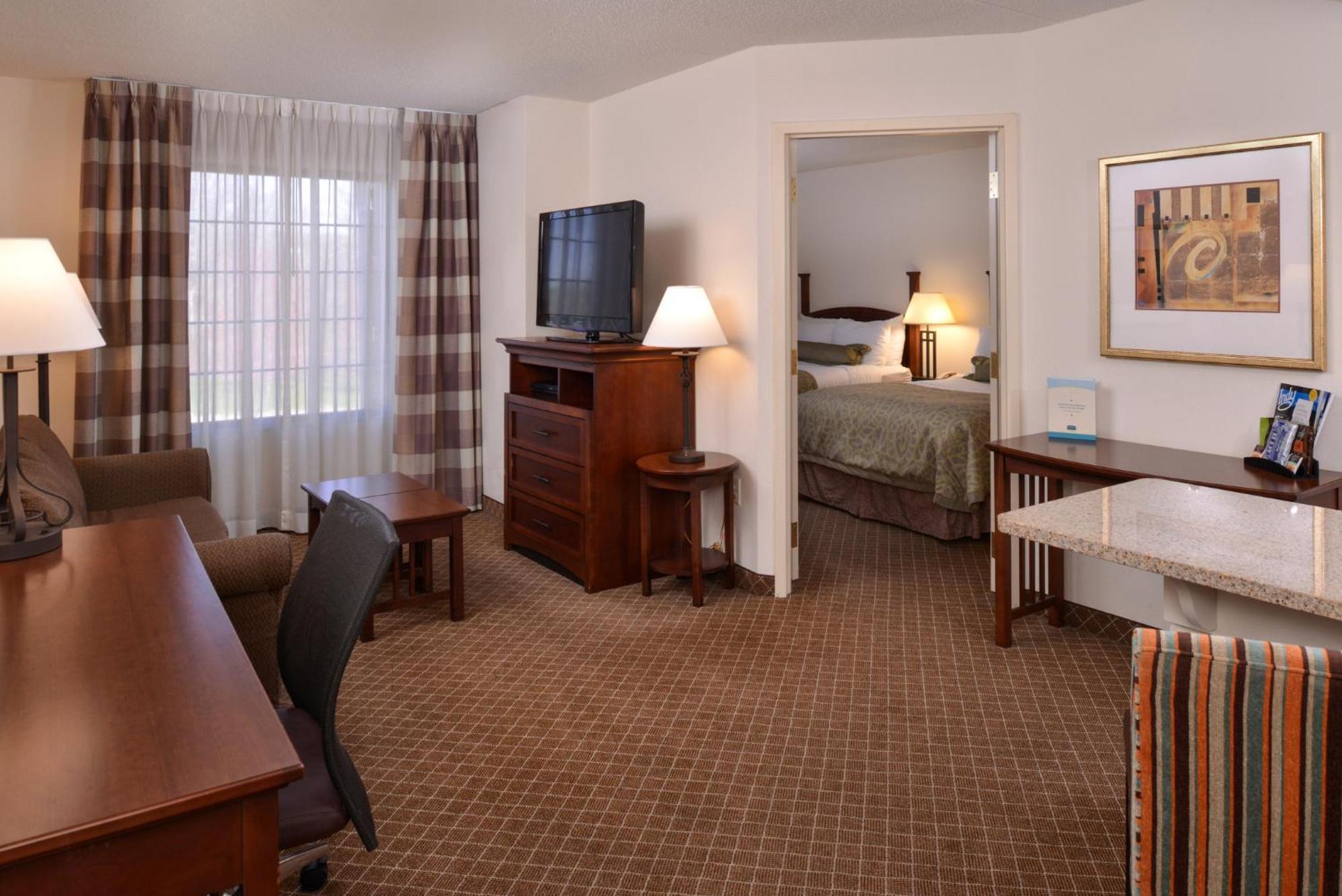 Staybridge Suites Indianapolis-Airport By Ihg Plainfield Bagian luar foto