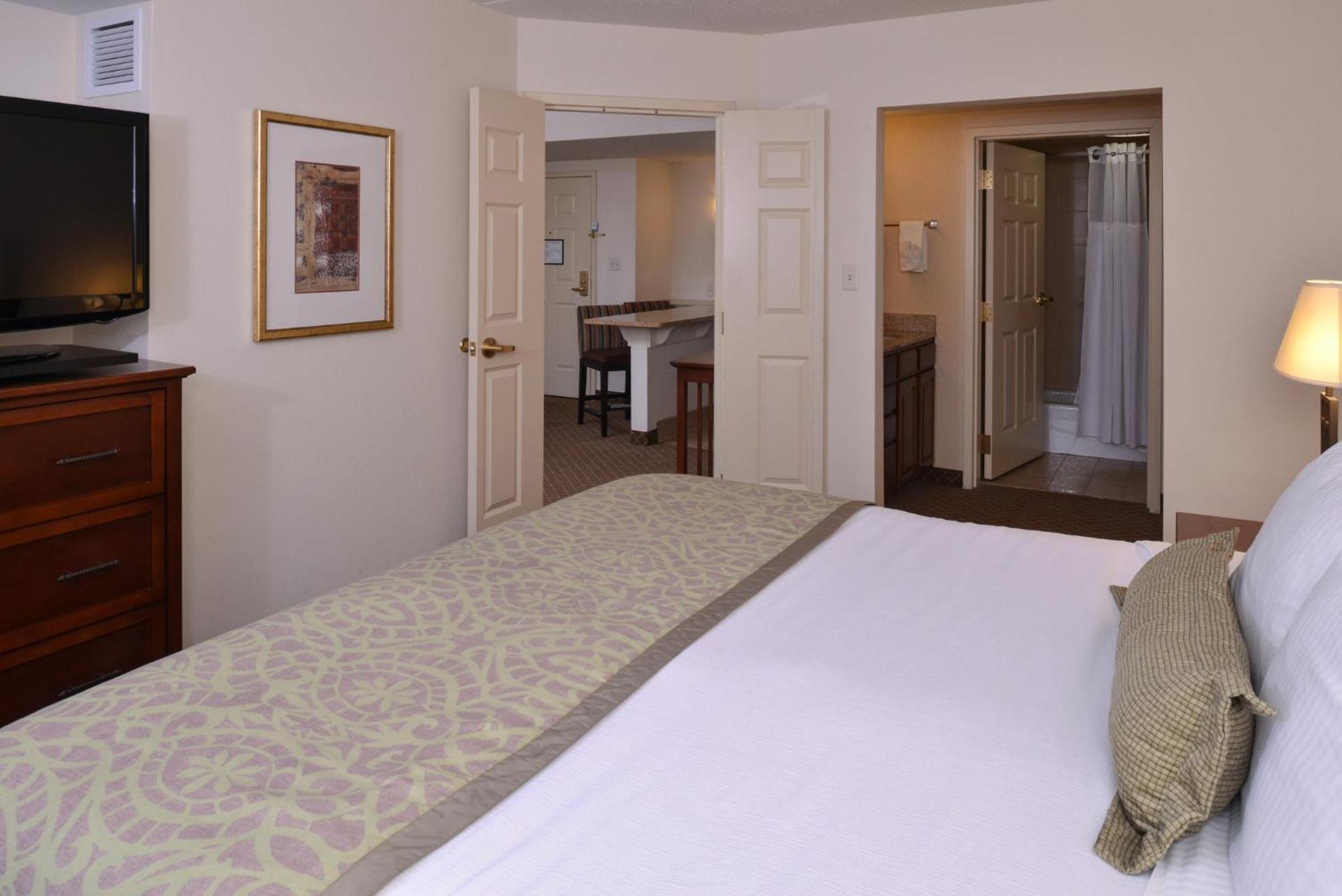 Staybridge Suites Indianapolis-Airport By Ihg Plainfield Bagian luar foto