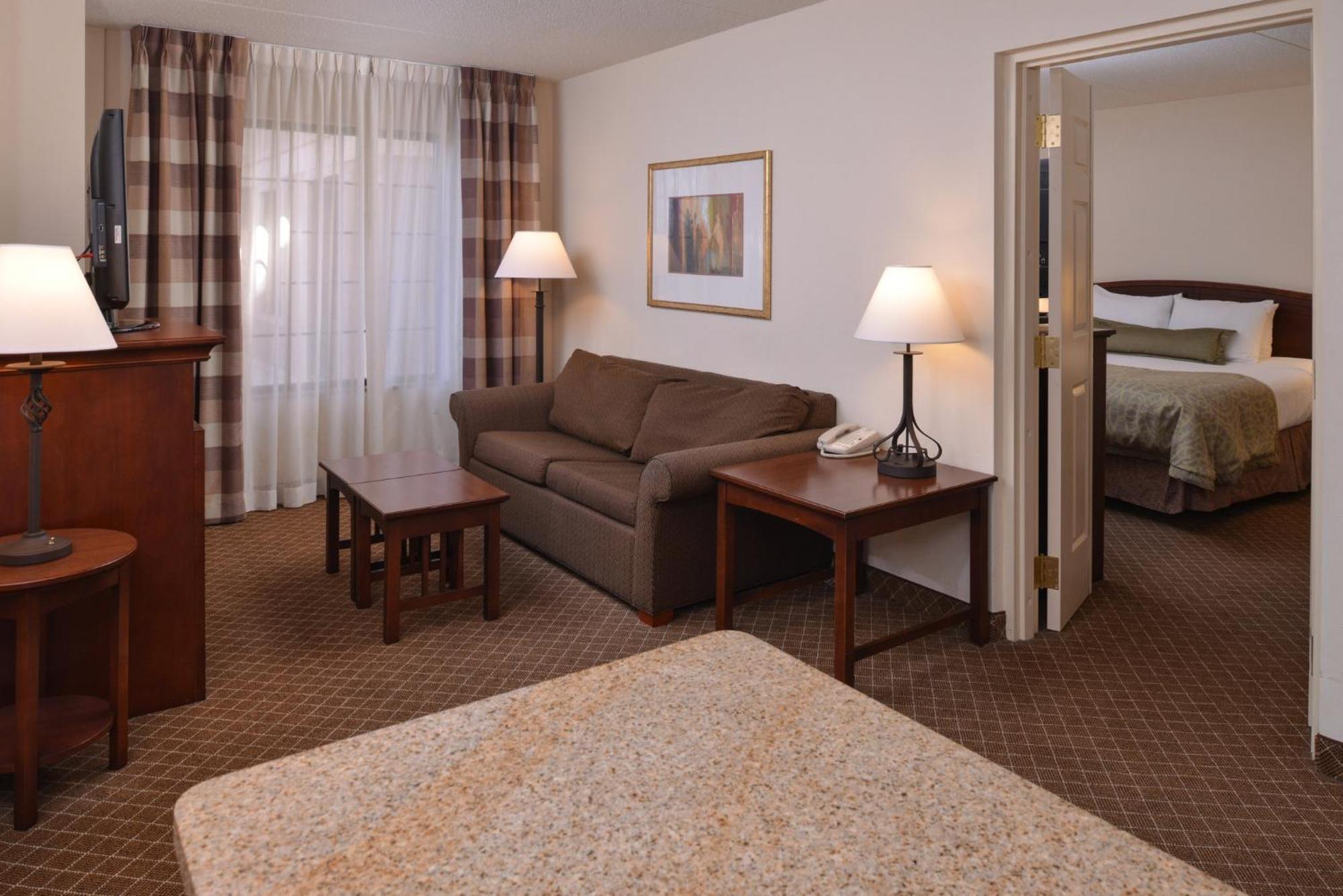 Staybridge Suites Indianapolis-Airport By Ihg Plainfield Bagian luar foto