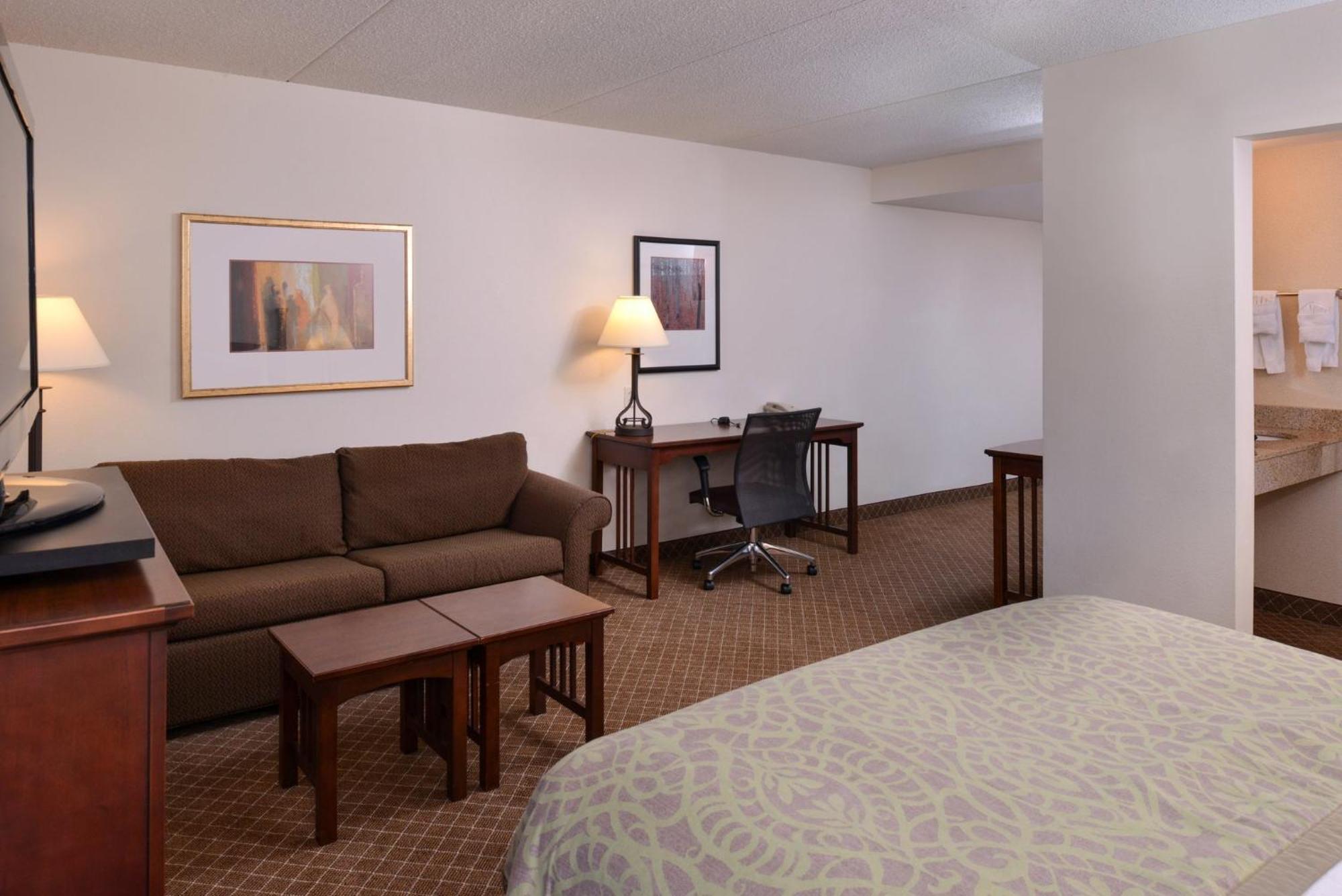 Staybridge Suites Indianapolis-Airport By Ihg Plainfield Bagian luar foto